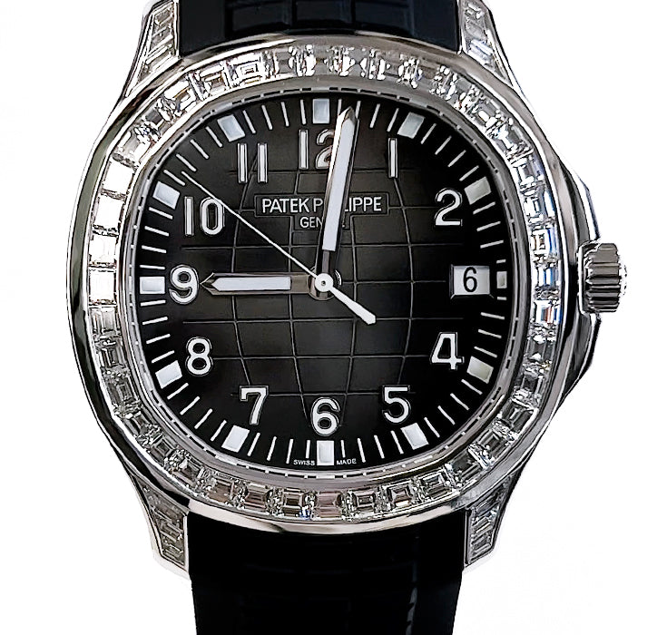 【1:1 Super Clone】Patek Philippe Aquanaut Diamond Bezel 5167/300G-010