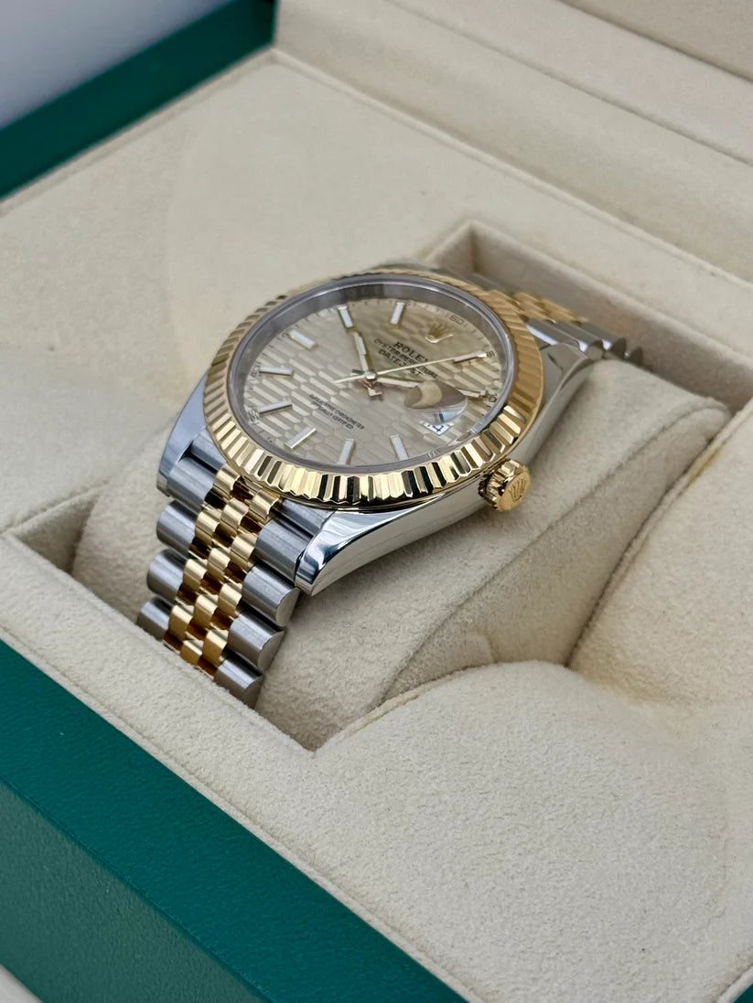 【1:1 Super Clone】  Datejust 41mm Swiss Replica Watch | Two Tone Jubilee Bracele Champagne Fluted Dial Ref 126333