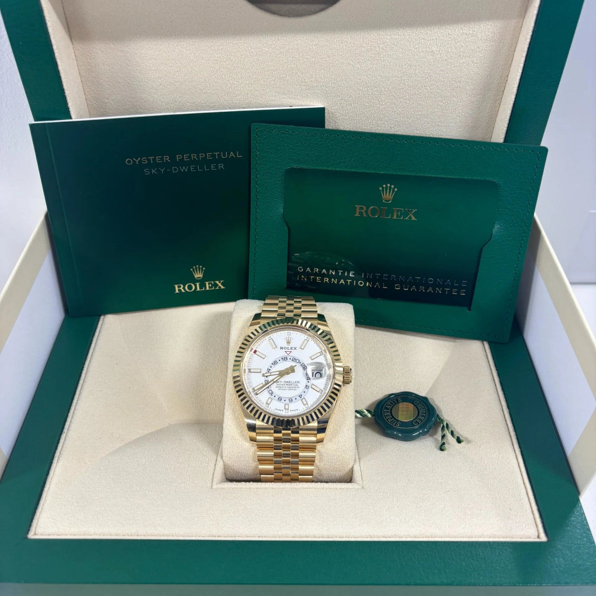 【1:1 Super Clone】  Sky-Dweller 42mm 336938-0003/0006 Yellow Gold White Dial Jubilee