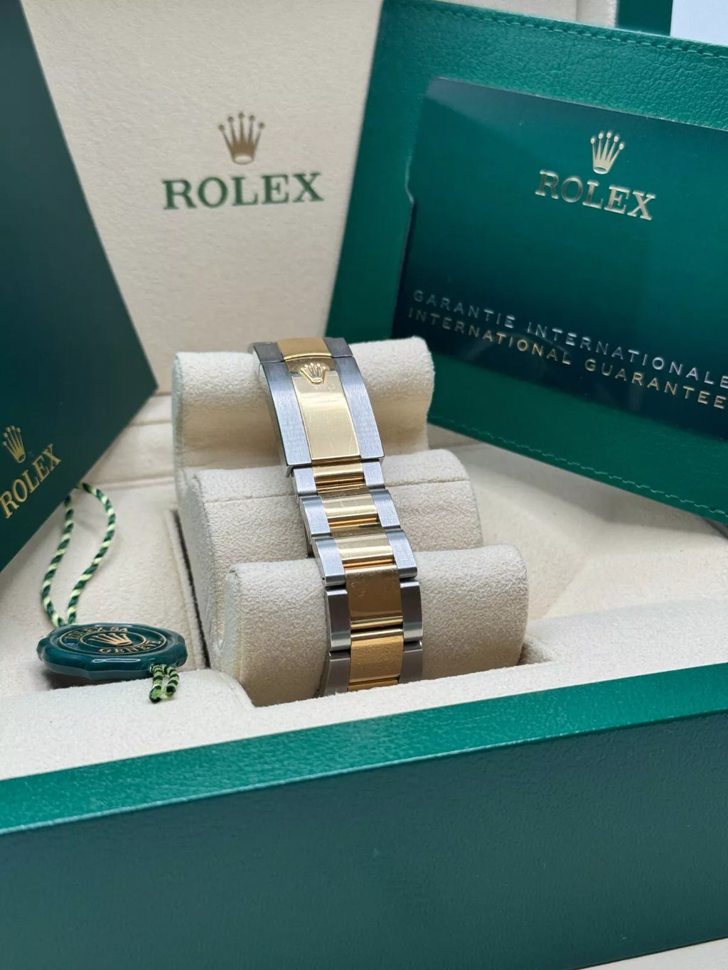 【1:1 Super Clone】  Datejust 41mm Two-Tone Yellow Gold Fluted Bezel Champagne Diamond Dial Oyster - 126333