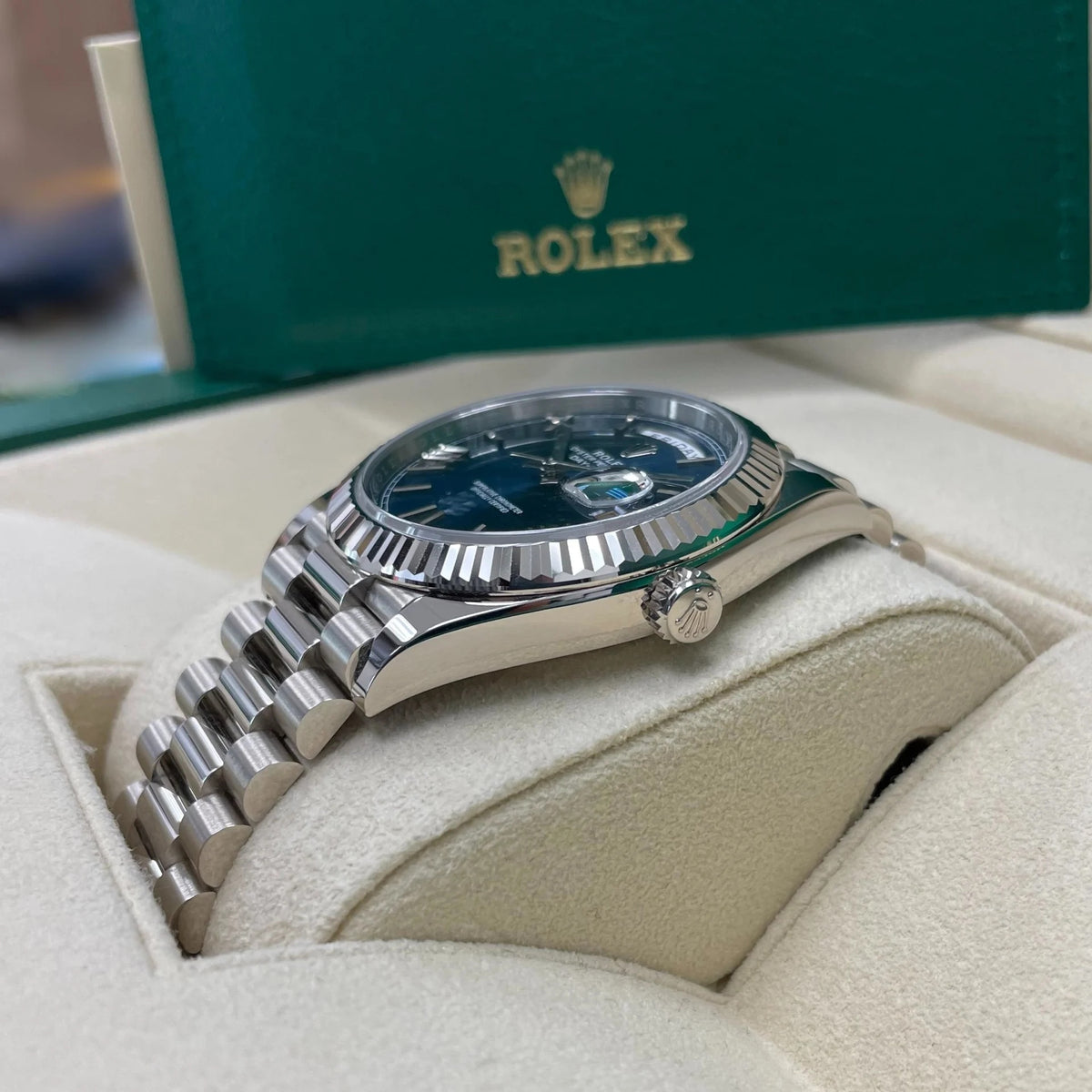 【1:1 Super Clone】  Day-Date "President" 40mm Blue Roman Dial  228236-0007