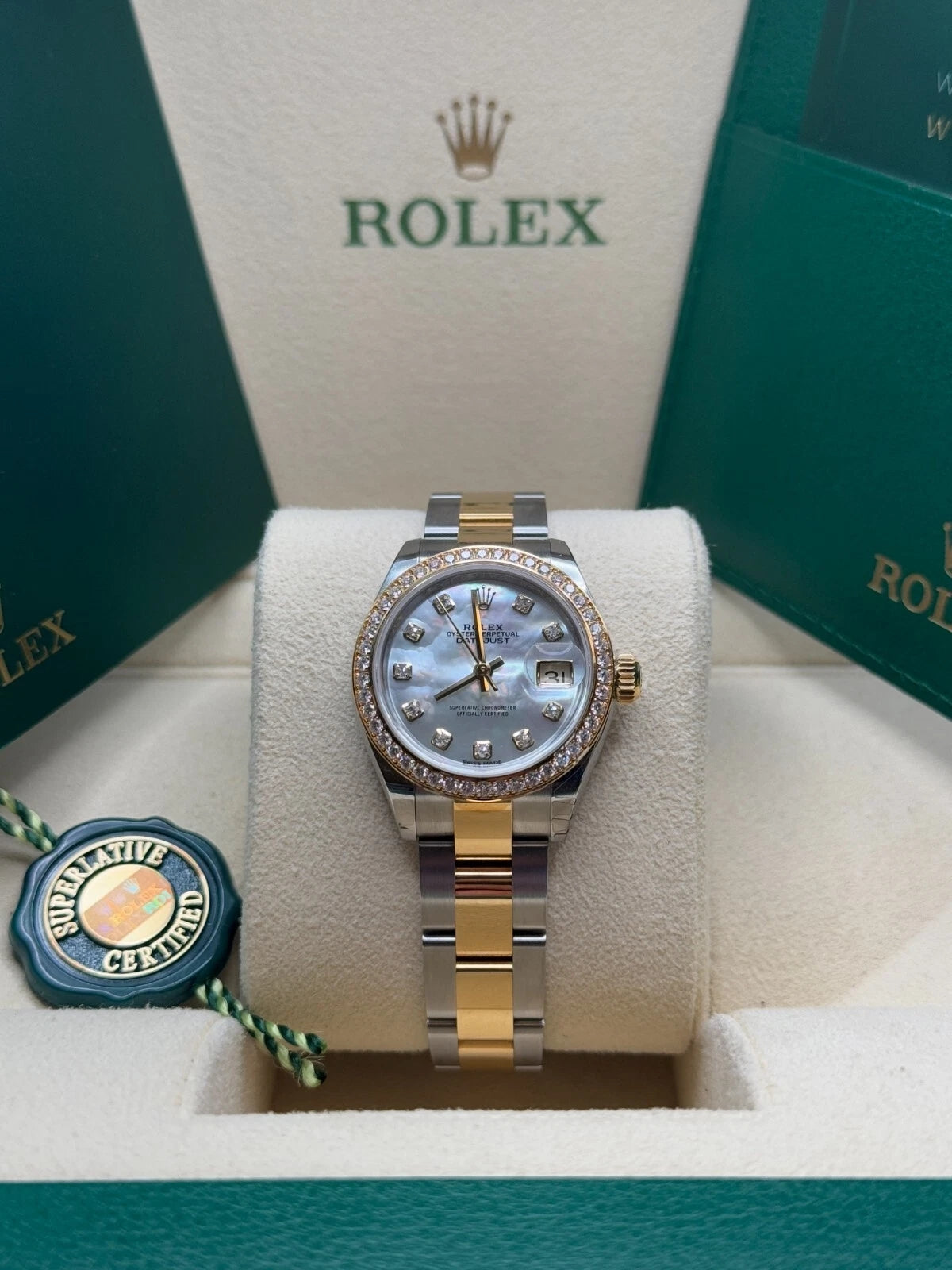 【1:1 Super Clone】 Lady-Datejust 28mm 279383RBR Mother-of-Pearl Dial Yellow Rolesor Oyster Bracelet