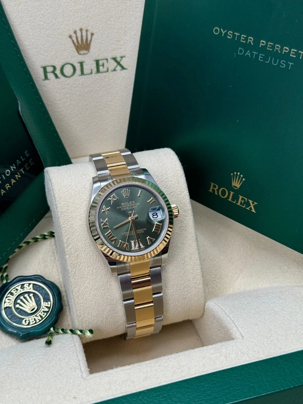 【1:1 Super Clone】 Datejust m278273-0015/0016 31mm Olive Green Dial Stainless Steel and Yellow Gold Oyster Watch