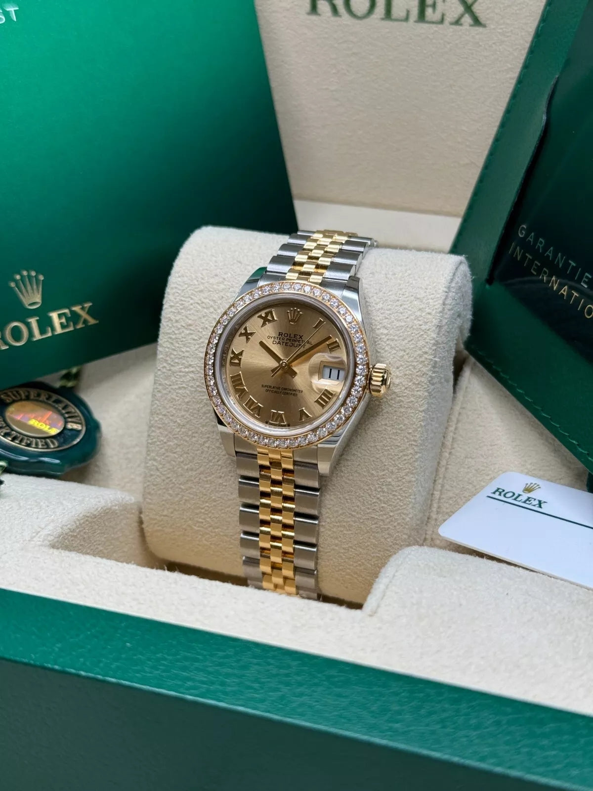 【1:1 Super Clone】 Lady-Datejust 28mm 279383RBR Champagne Roman Dial Yellow Rolesor Oyster Bracelet