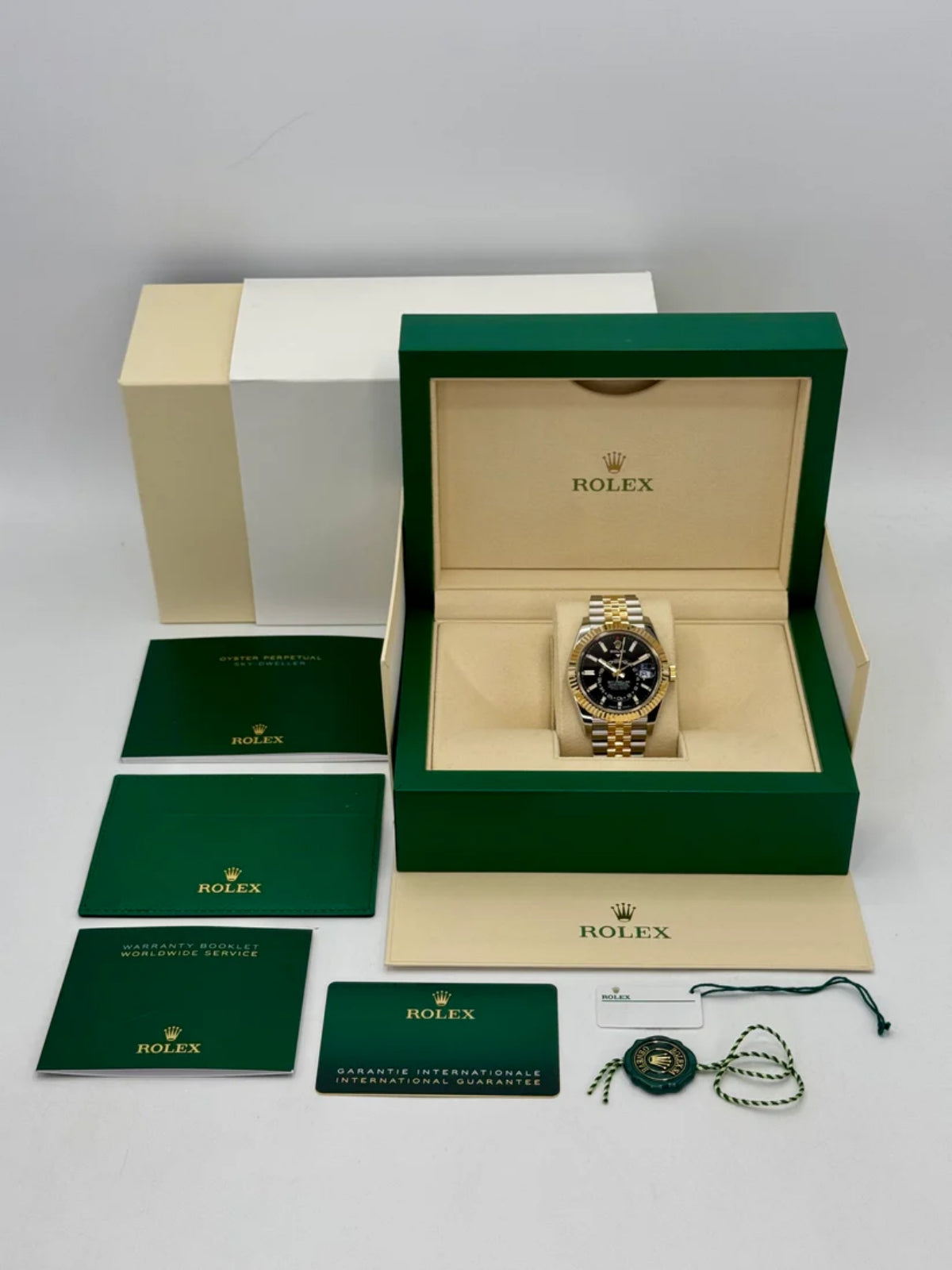 【1:1 Super Clone】  Sky-Dweller 42mm 336933-0003/0004 Two-Tone Yellow Gold Black Dial Jubilee