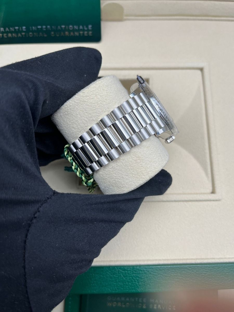 【1:1 Super Clone】  Day-Date M128236-0009 36mm