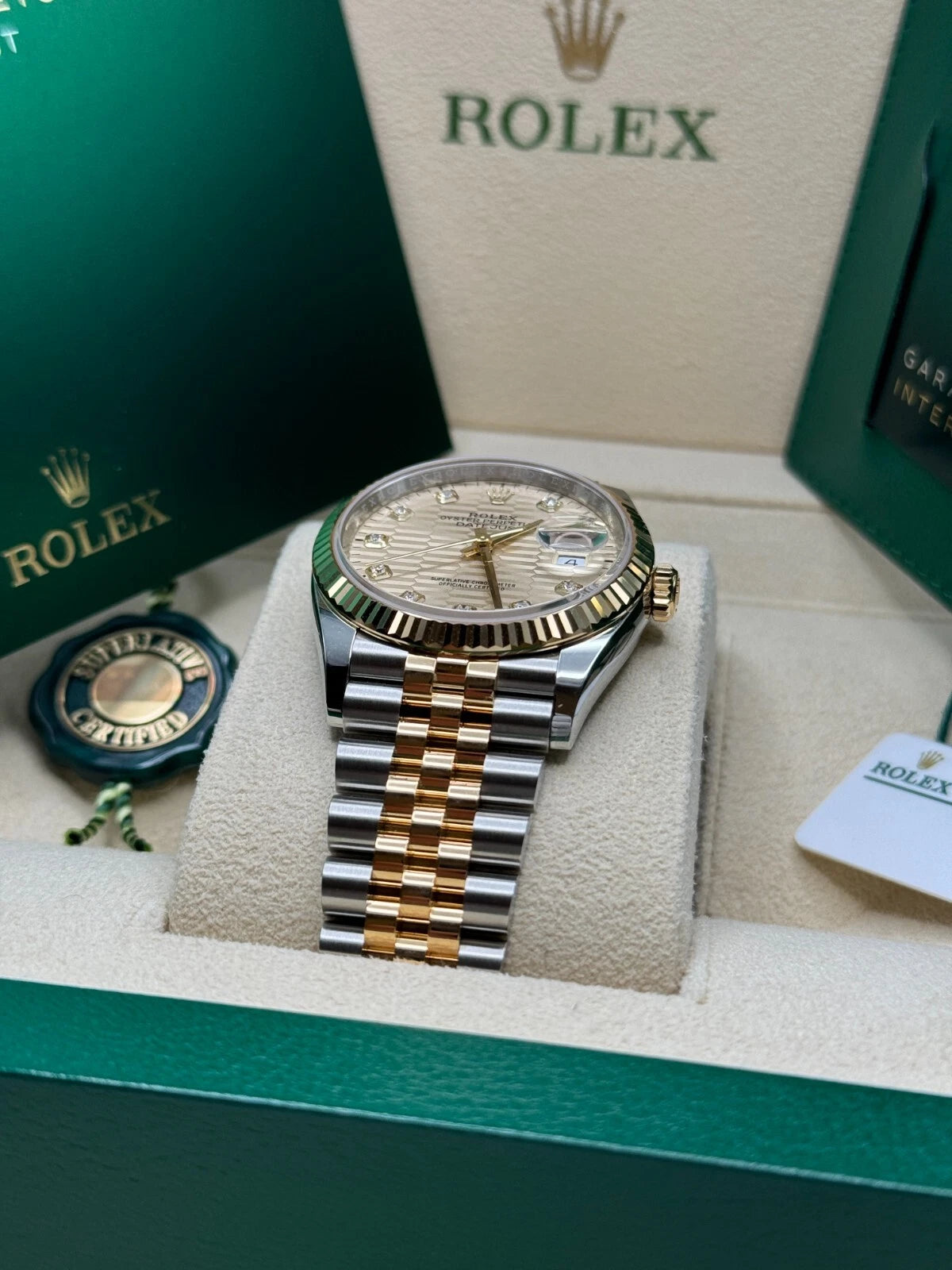 【1:1 Super Clone】  Datejust 36mm 126233 Champagne Fluted Motif Diamond Dial Jubilee Bracelet