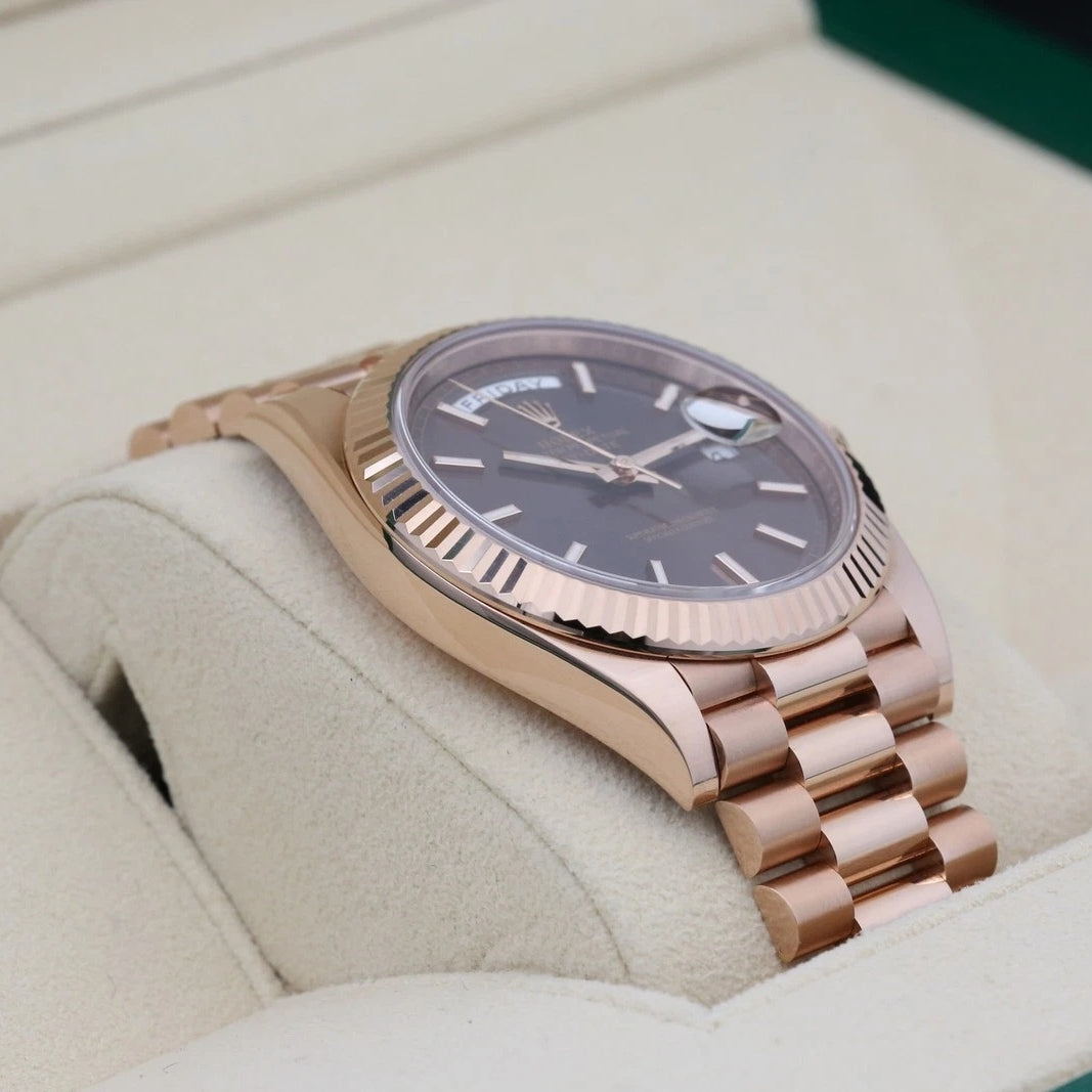 【1:1 Super Clone】  Day-Date "President" 40mm Everose Gold Chocolate Index Dial - 228235