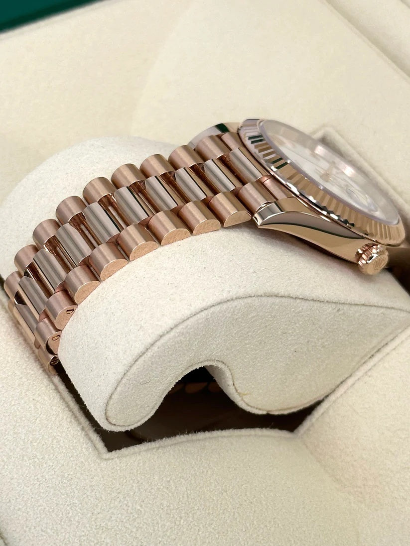 【1:1 Super Clone】 Day-Date "President" 40mm Everose Gold White Roman Dial - 228235