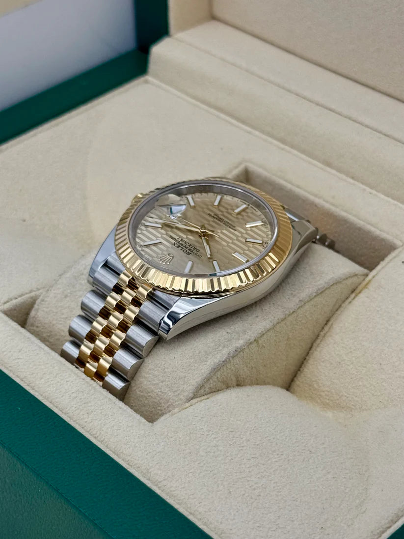 【1:1 Super Clone】  Datejust 41mm Swiss Replica Watch | Two Tone Jubilee Bracele Champagne Fluted Dial Ref 126333