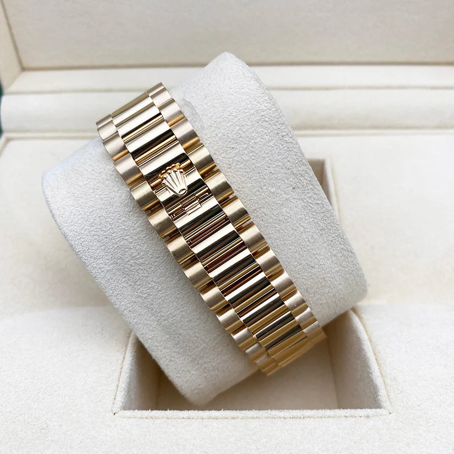 【1:1 Super Clone】  Day-Date M128238-0045 36mm