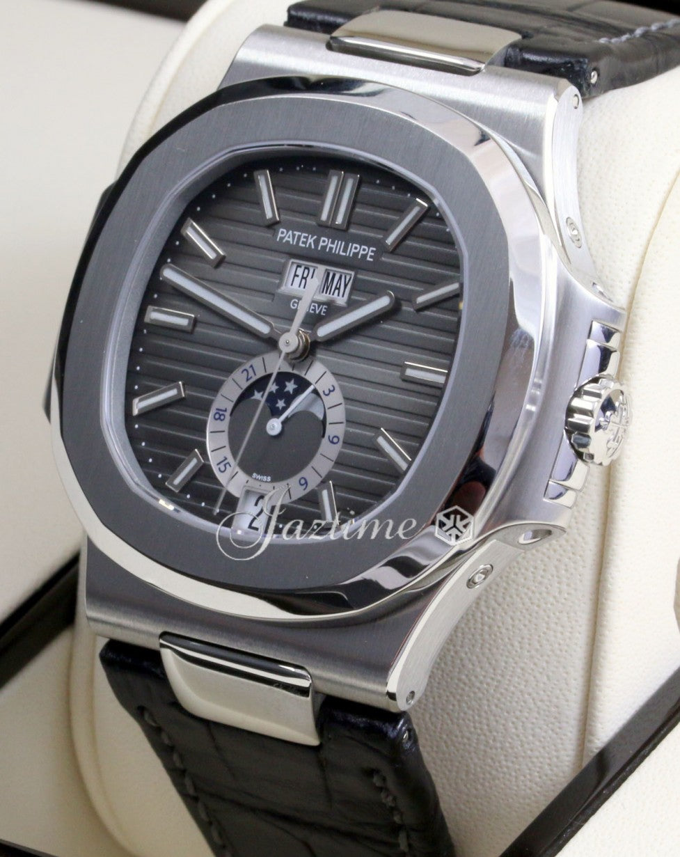 Patek Philippe Nautilus, 40.5mm, Stainless Steel, Black Dial, 5726A-001