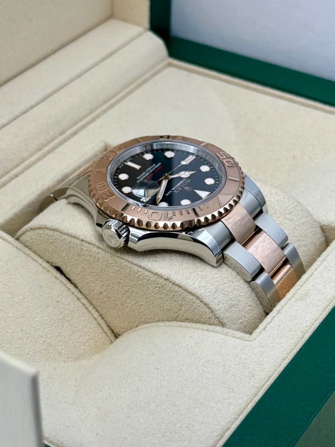 【1:1 Super Clone】 Yacht-Master 37mm Steel and Everose Gold Watch - Black Dial - Oyster Bracelet 268621