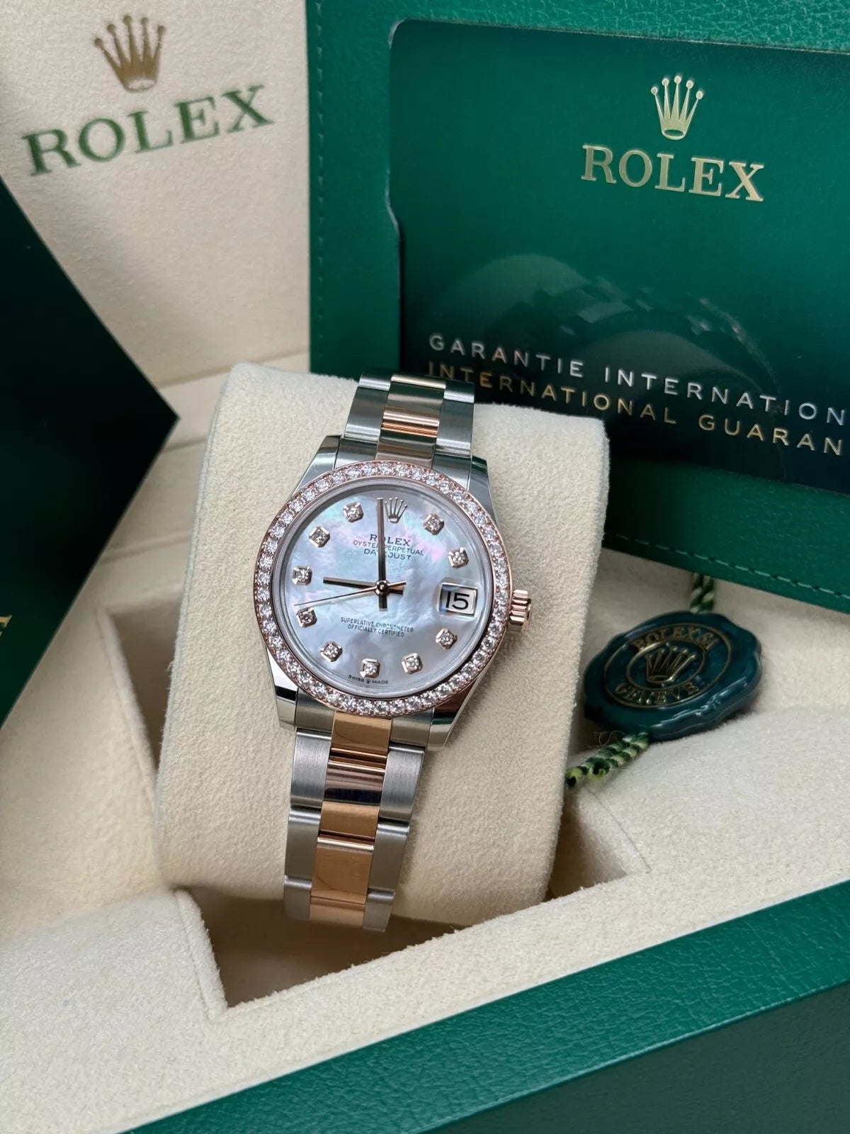 【1:1 Super Clone】 Datejust m278381-0025/0026 Mother-of-Pearl Diamond 31mm Dial Diamond-Set Bezel and Oyster Bracelet Watch