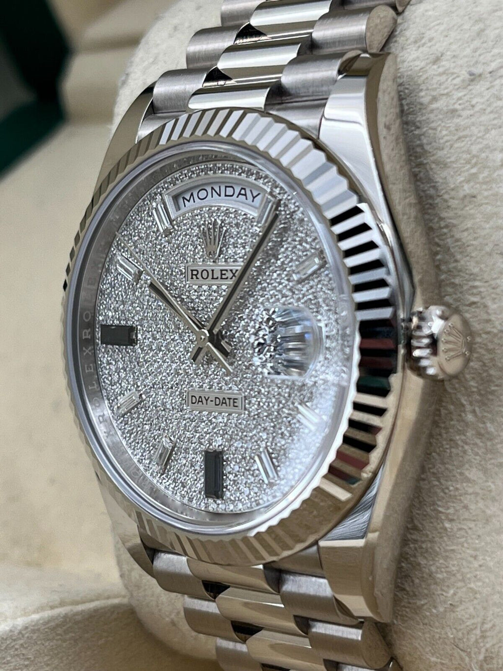 【1:1 Super Clone】  Day-Date 228236-0009 Diamonds & Sapphires Dial