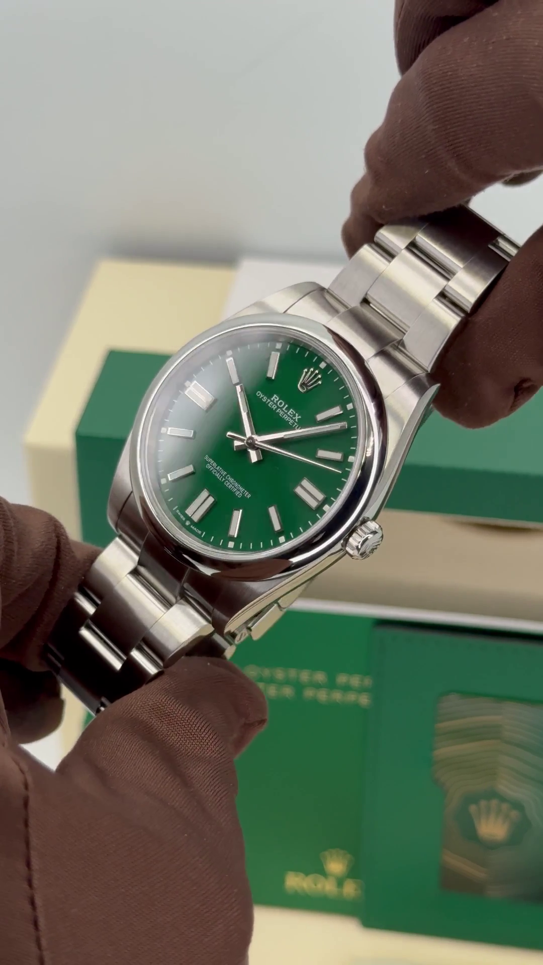 【1:1 Super Clone】 Oyster Perpetual 41mm 124300-0005 Green Index Dial & Smooth Bezel Oyster Bracelet Men’s Watch
