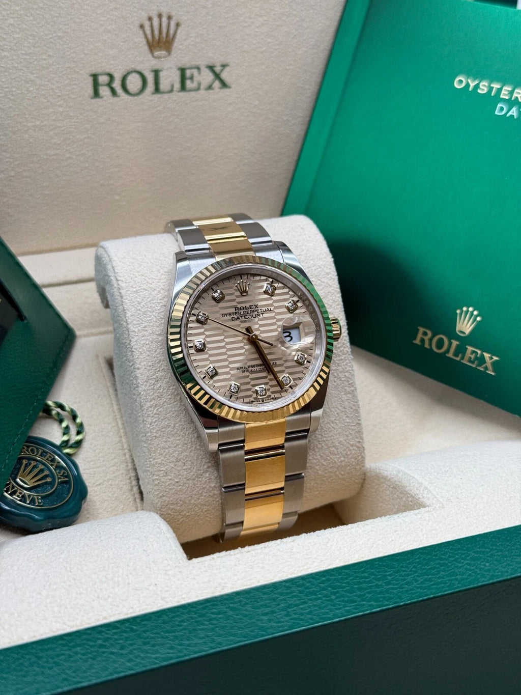 【1:1 Super Clone】  Datejust 36mm 126233 Champagne Fluted Motif Diamond Dial Jubilee Bracelet