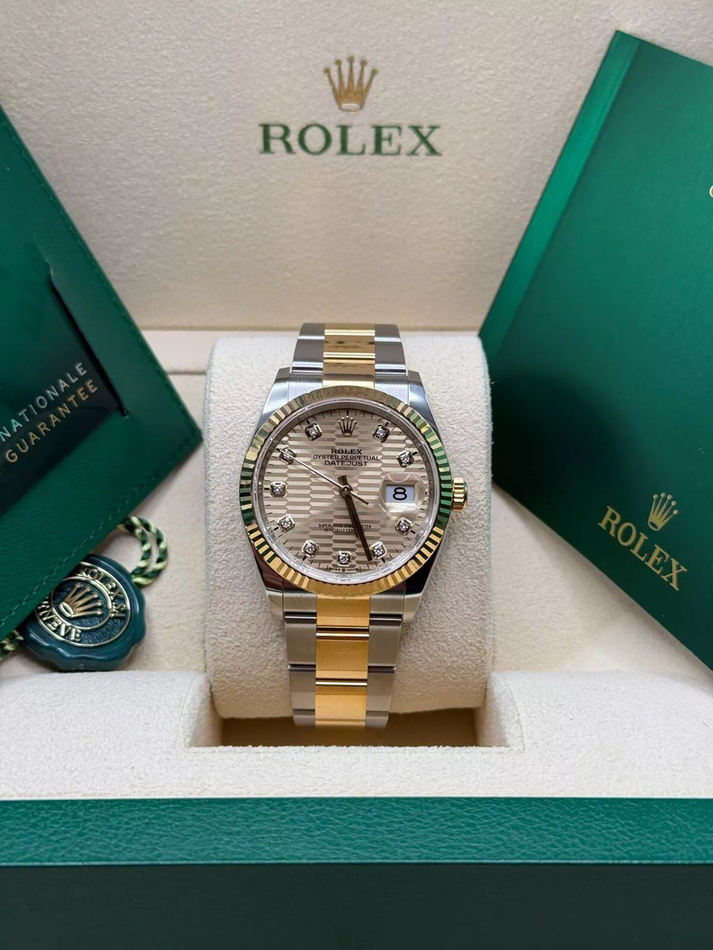 【1:1 Super Clone】  Datejust 36mm 126233 Champagne Fluted Motif Diamond Dial Jubilee Bracelet
