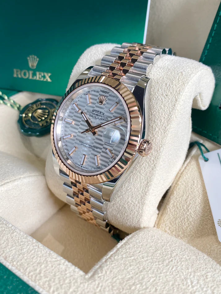 【1:1 Super Clone】 Datejust 41mm 126331 Silver Fluted Motif Dial Two Tone Stainless Steel & 18K Rose Gold Jubilee Bracelet Men's Watch
