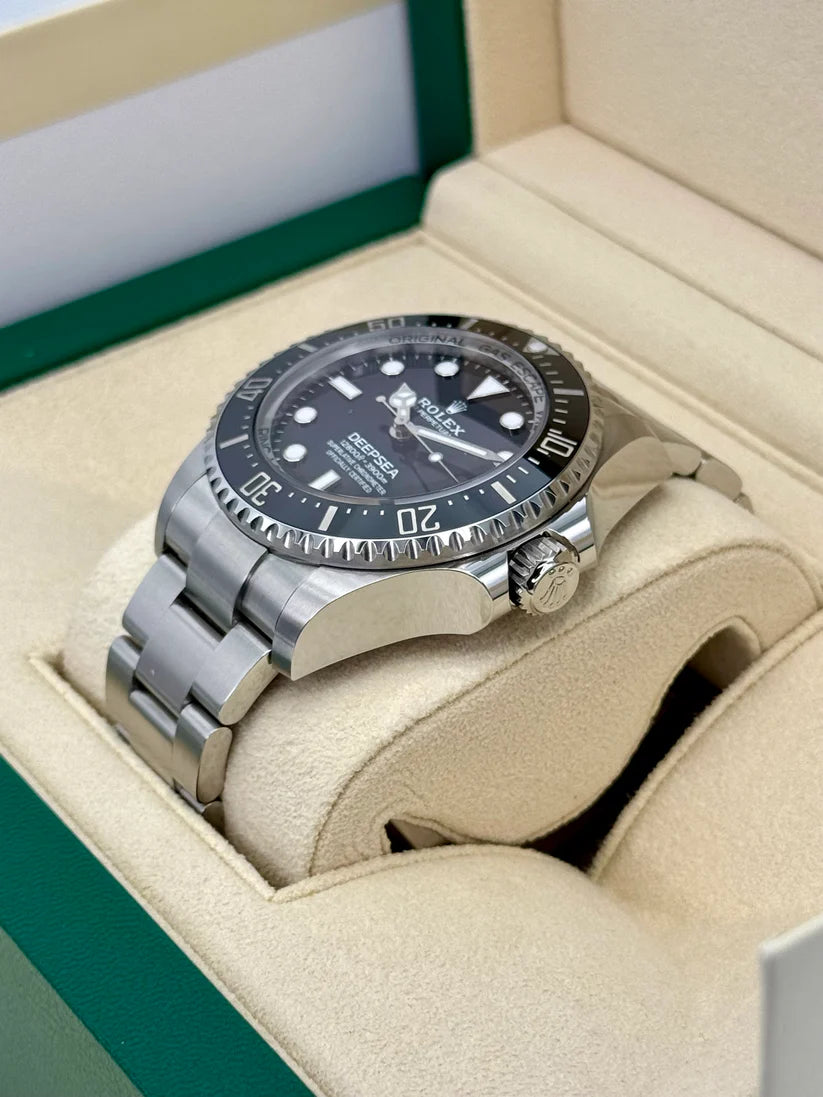 【1:1 Super Clone】 Deepsea m136660-0006 44mm
