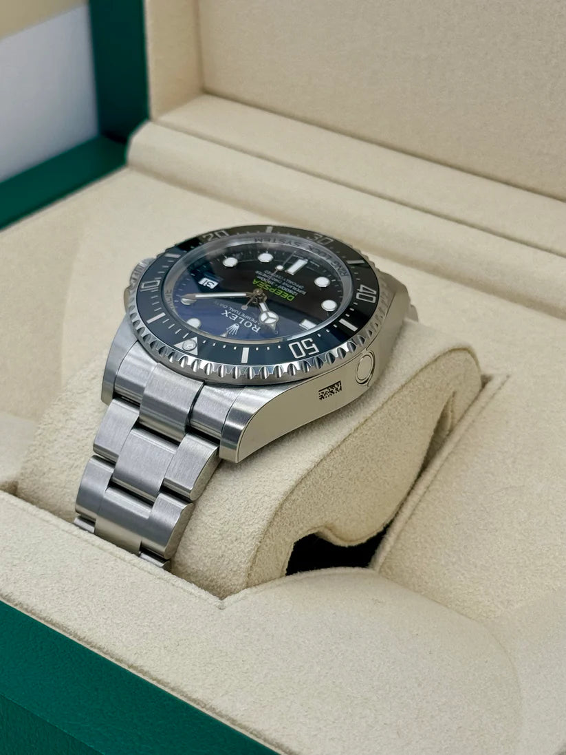 【1:1 Super Clone】 Deepsea m136660-0005 44mm