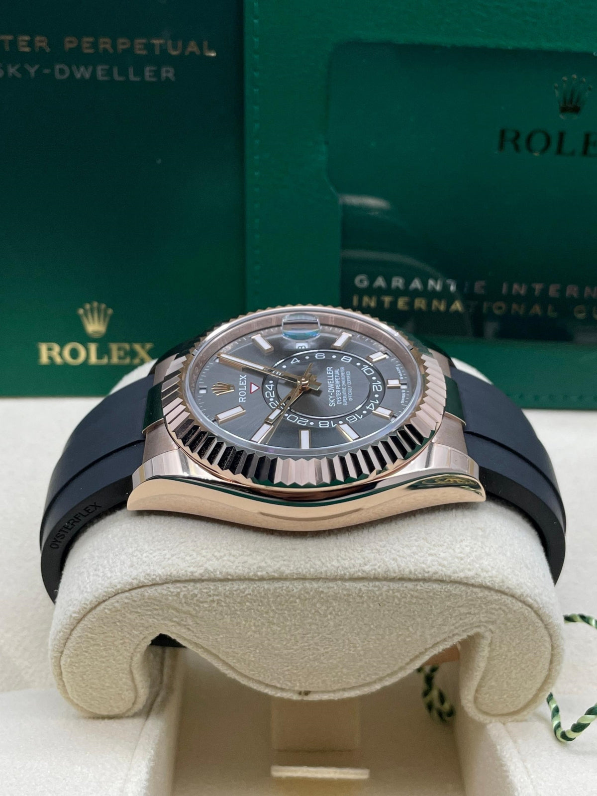 【1:1 Super Clone】  Sky-Dweller 42mm Rose Gold Slate Dial Oysterflex - 336235