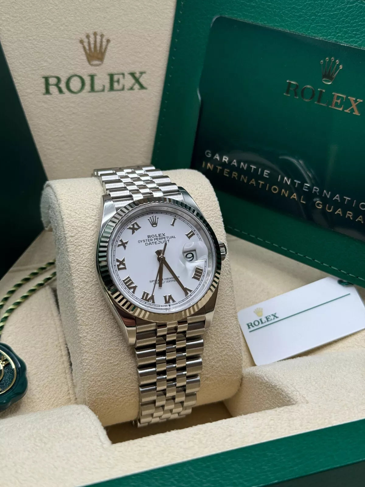 【1:1 Super Clone】 Datejust 41mm Smooth Bezel White Roman Dial Jubilee - 126300