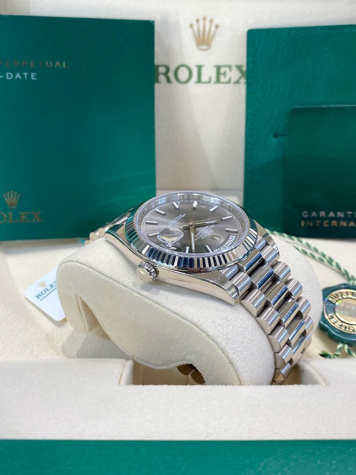 【1:1 Super Clone】  Day-Date 40mm Slate Diamonds Dial  228236-0013