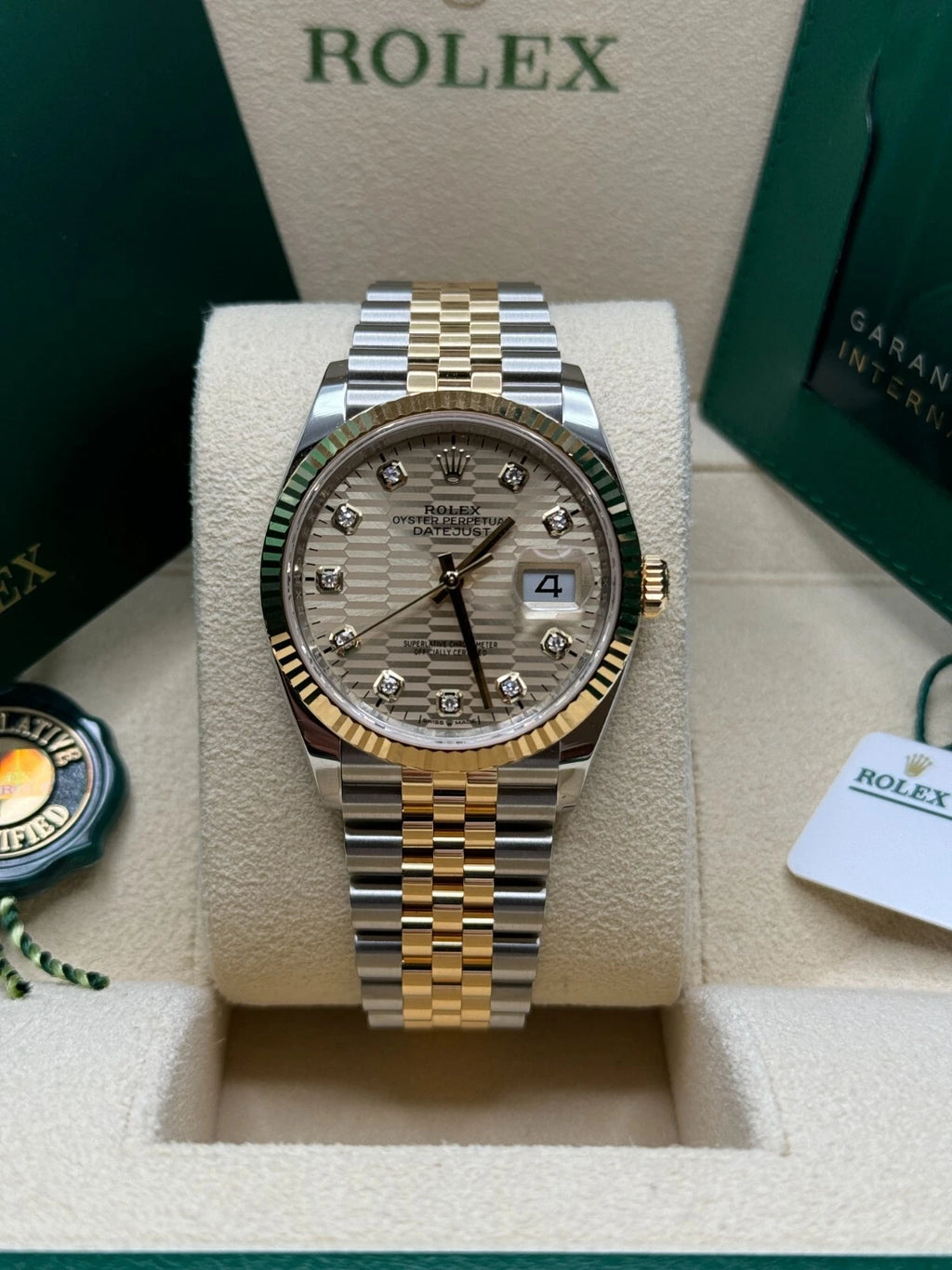 【1:1 Super Clone】  Datejust 36mm 126233 Champagne Fluted Motif Diamond Dial Jubilee Bracelet