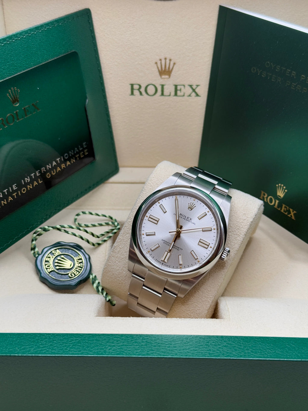 【1:1 Super Clone】 Oyster Perpetual 36mm 126000-0001 Silver Dial Oyster Bracelet