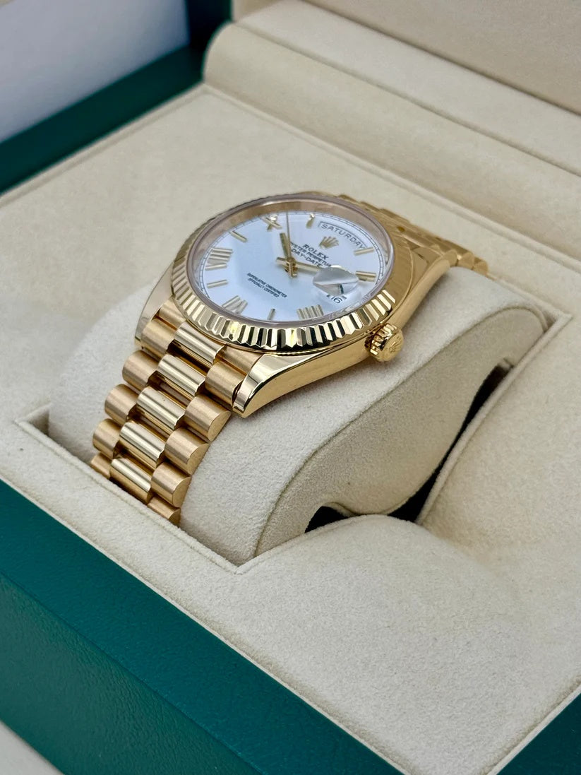 【1:1 Super Clone】 Day-Date "President" 40mm Yellow Gold White Roman Dial - 228238