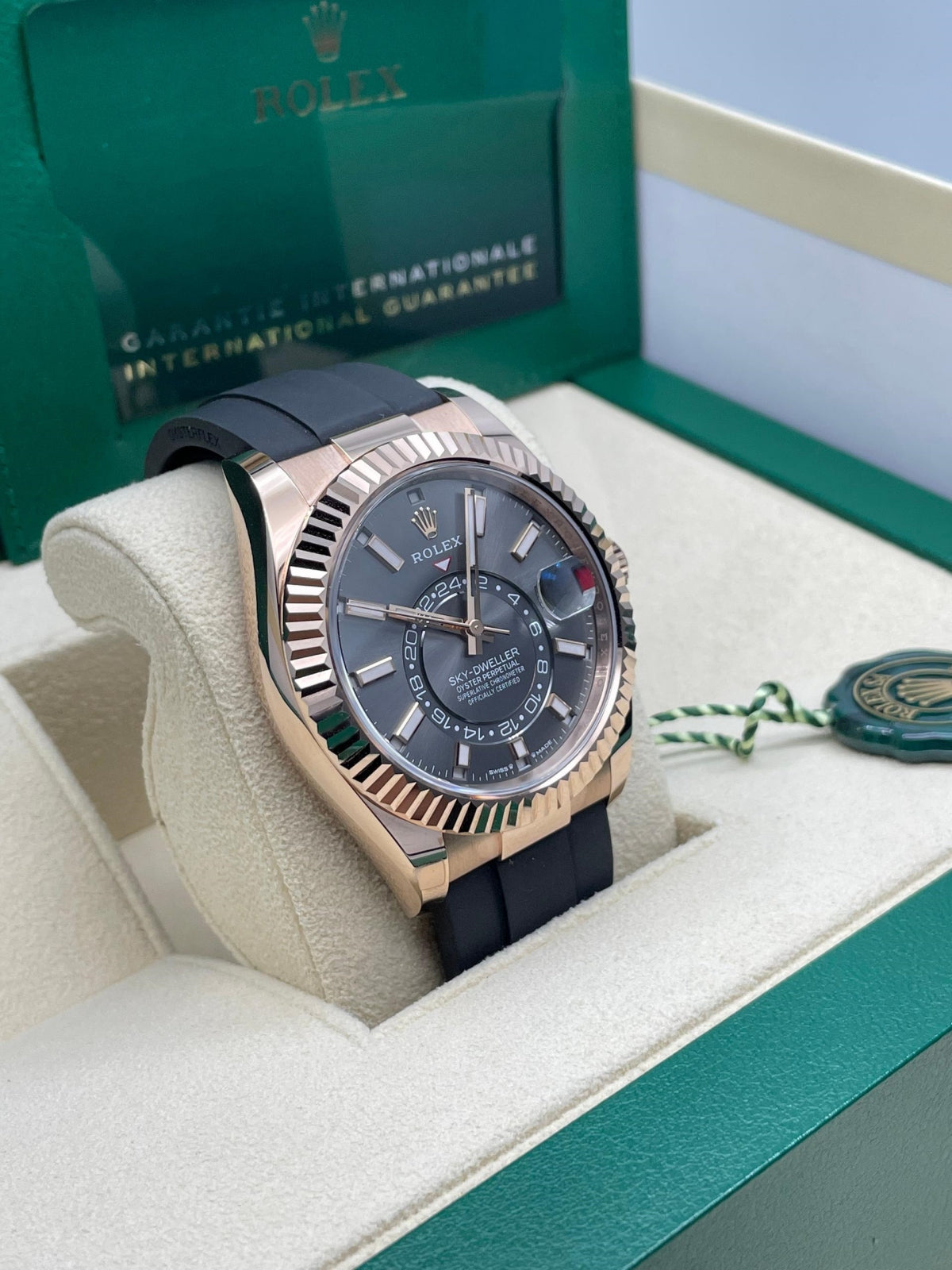 【1:1 Super Clone】  Sky-Dweller 42mm Rose Gold Slate Dial Oysterflex - 336235