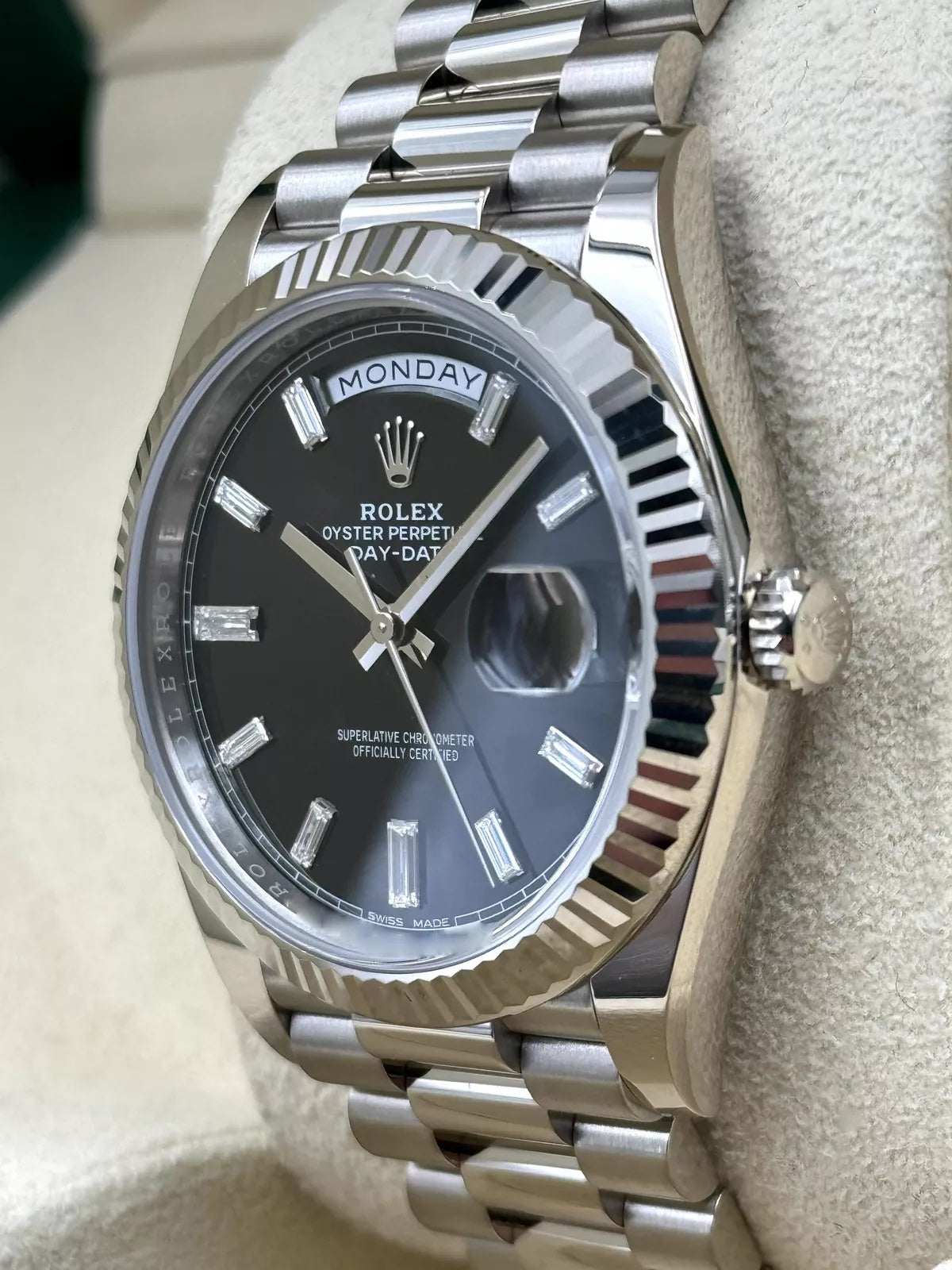 【1:1 Super Clone】  Day-Date 40mm  Black Diamonds Dial 228236-0004