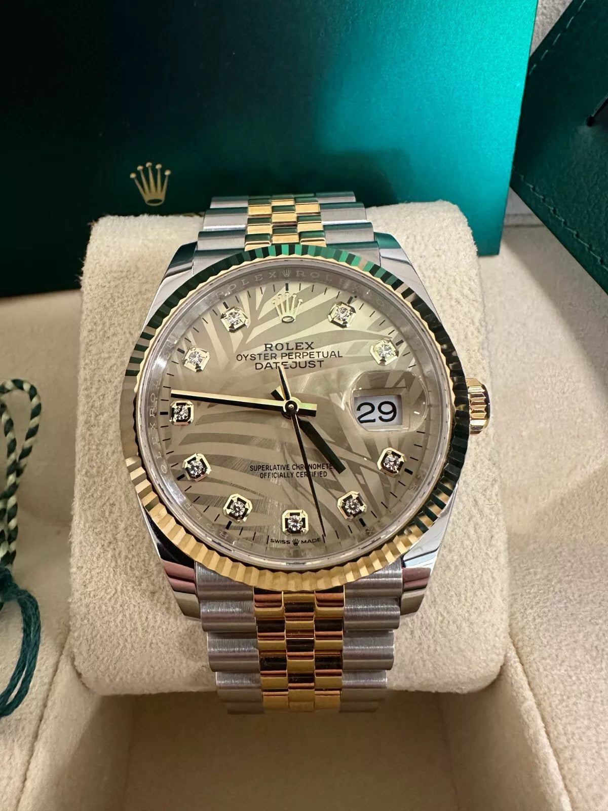 【1:1 Super Clone】  Datejust 36mm 126233 Champagne Palm Motif Diamond Dial and Jubilee Bracelet Watch