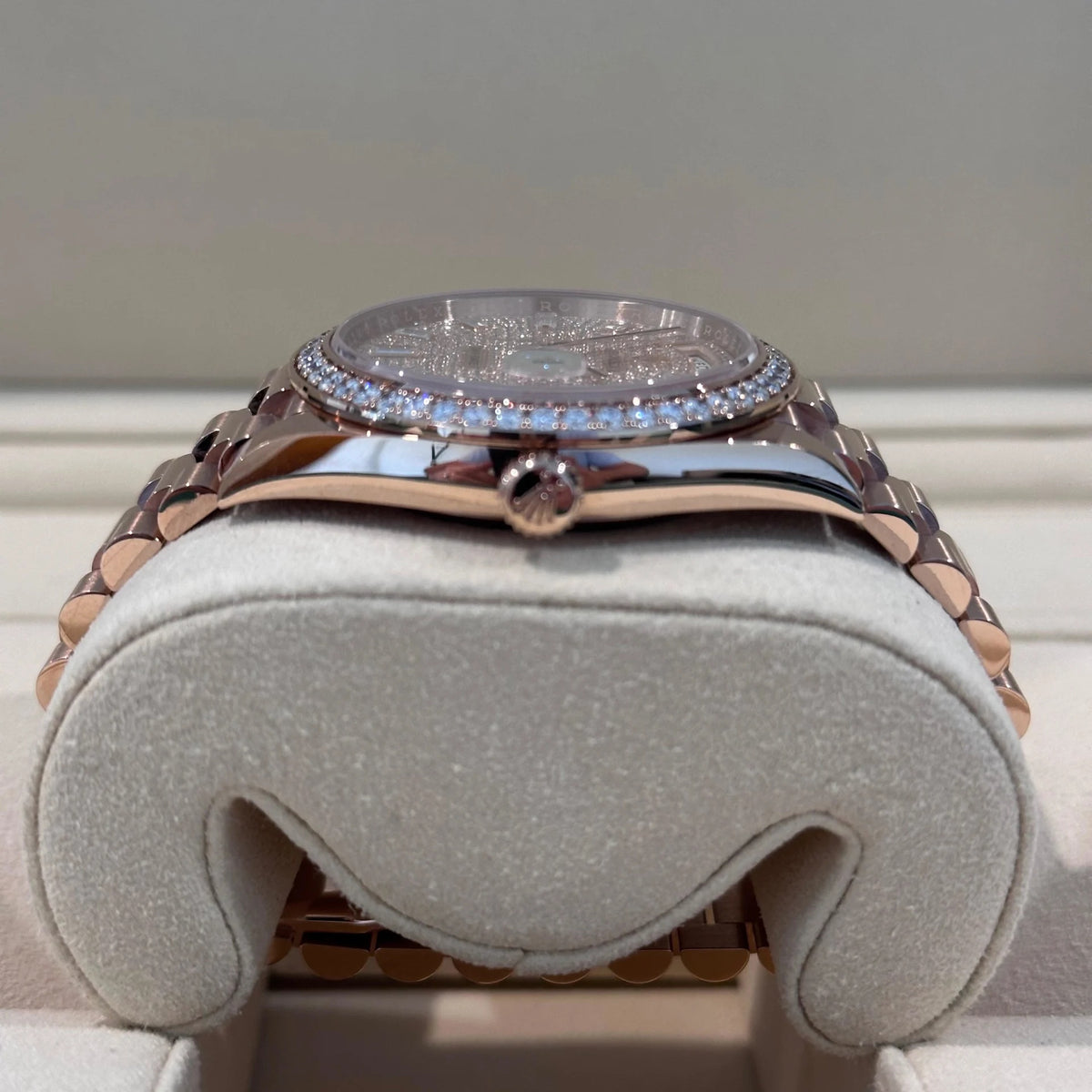 【1:1 Super Clone】  Day-Date 40mm Diamonds Paved Dial 228345rbr-0002