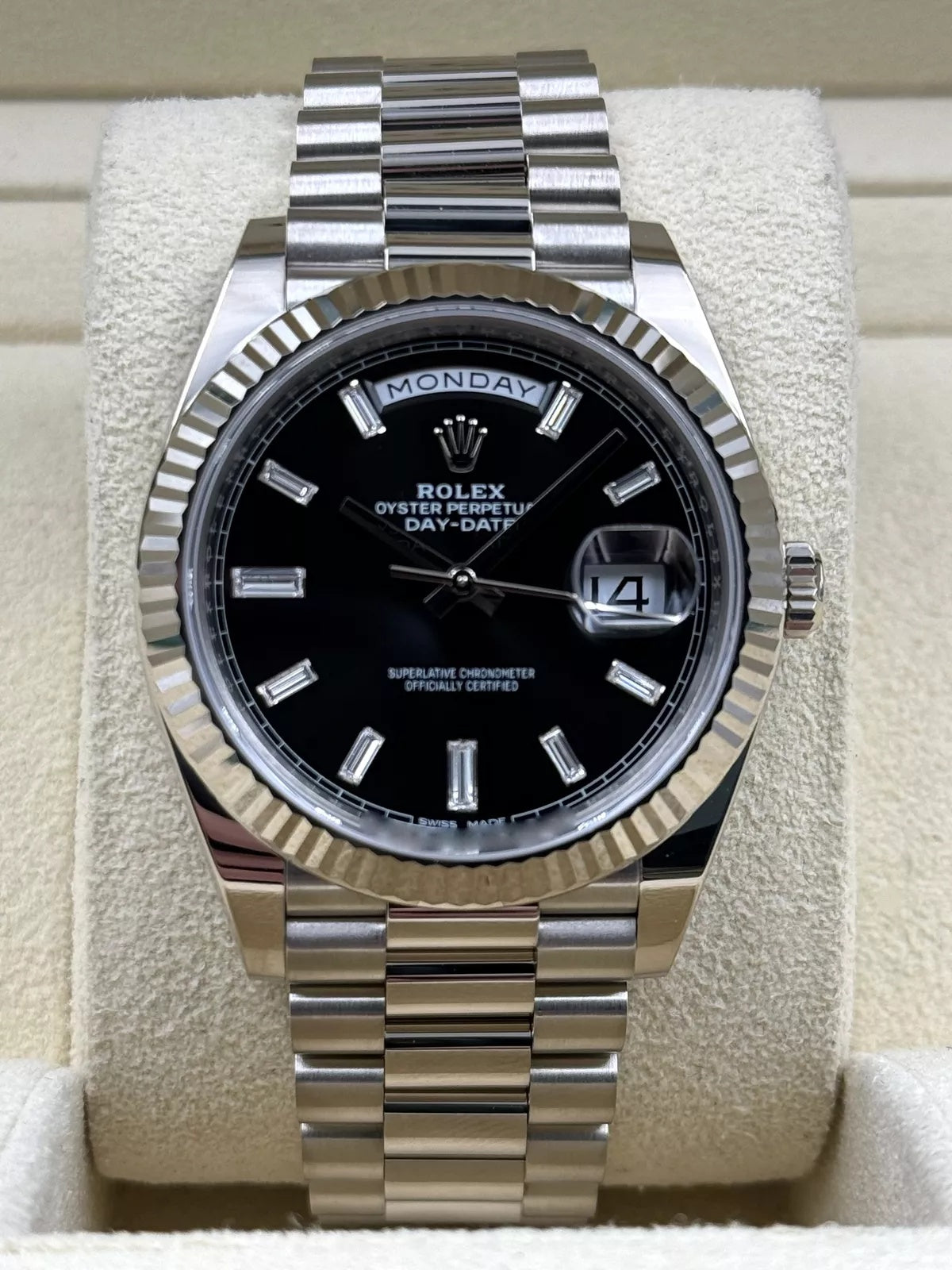 【1:1 Super Clone】  Day-Date 40mm  Black Diamonds Dial 228236-0004