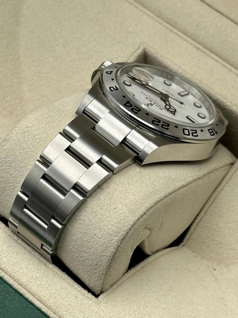 【1:1 Super Clone】Rolex Explorer II 226570 42mm White Dial Men’s Watch