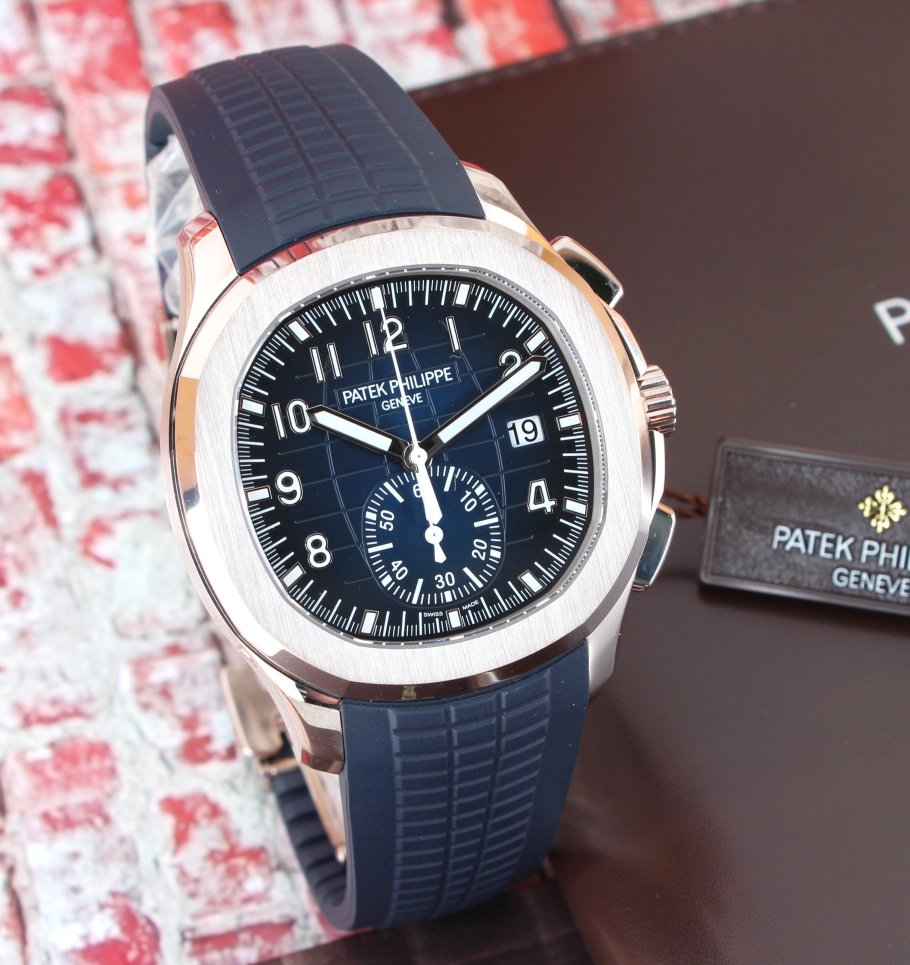 Patek Philippe Aquanaut Mens Watch 5968G-001