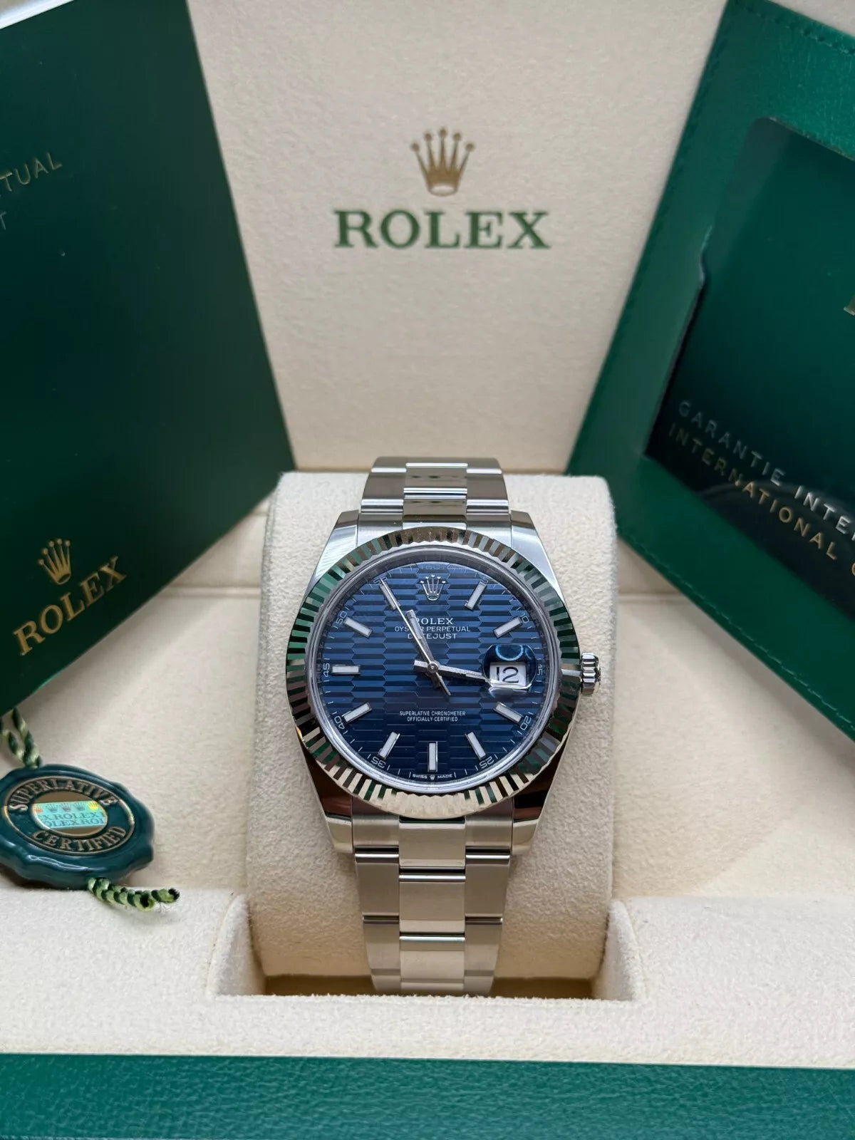 【1:1 Super Clone】  Datejust 41mm Blue Fluted Motif Index Dial Jubilee Bracelet Watch - 126334