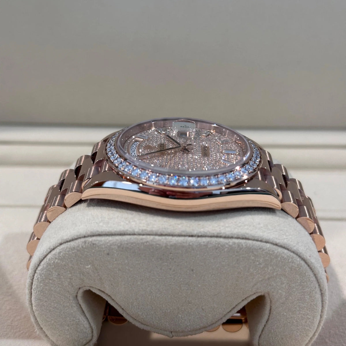 【1:1 Super Clone】  Day-Date 40mm Diamonds Paved Dial 228345rbr-0002