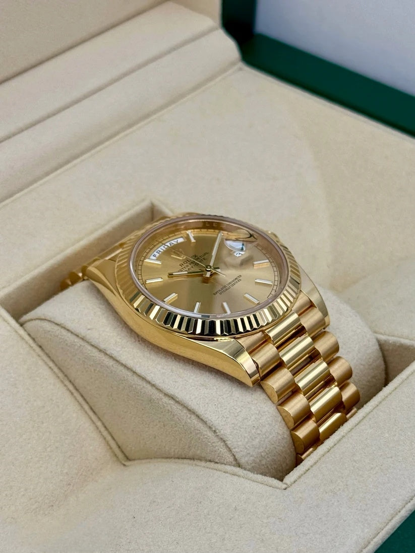 【1:1 Super Clone】  Day-Date "President" 40mm Yellow Gold Champagne Index Dial - 228238