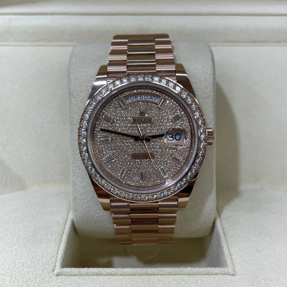 【1:1 Super Clone】  Day-Date 40mm Diamonds Paved Dial 228345rbr-0002