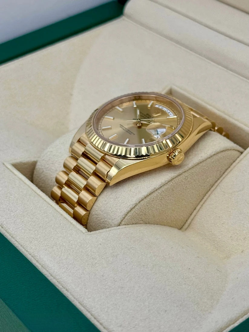 【1:1 Super Clone】  Day-Date "President" 40mm Yellow Gold Champagne Index Dial - 228238
