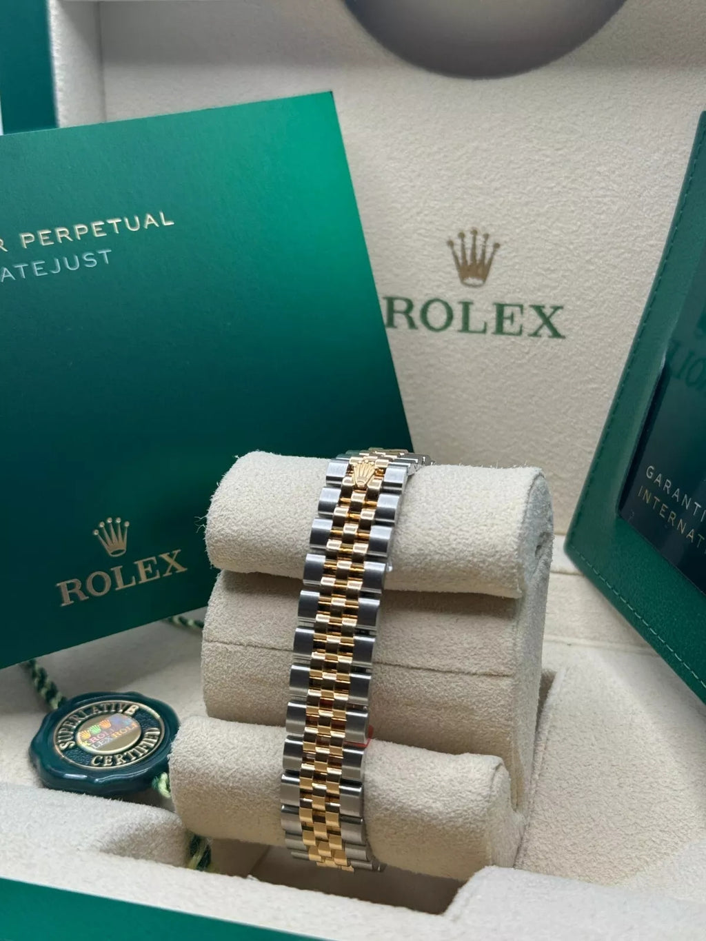 【1:1 Super Clone】 Lady-Datejust 28mm 279383RBR Champagne Dial Yellow Rolesor Oyster Bracelet