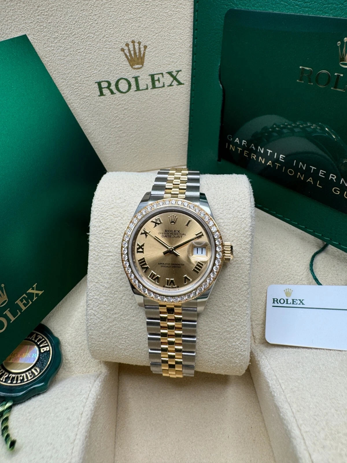 【1:1 Super Clone】 Lady-Datejust 28mm 279383RBR Champagne Roman Dial Yellow Rolesor Oyster Bracelet