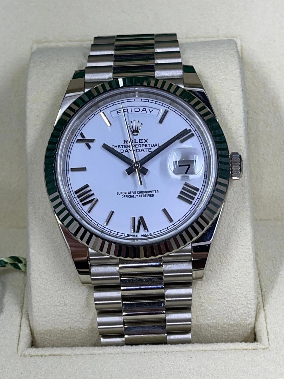 【1:1 Super Clone】  Day-Date "President" 40mm White Gold White Roman Dial - 228239