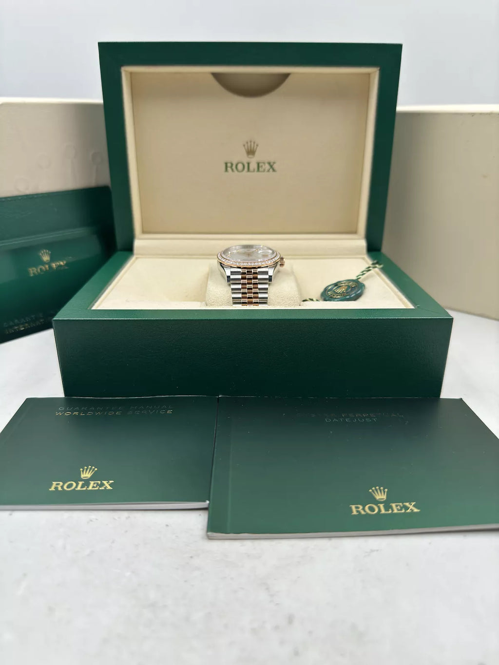 【1:1 Super Clone】  Datejust 36mm 126281 Mother-of-Pearl Dial Jubilee Bracelet