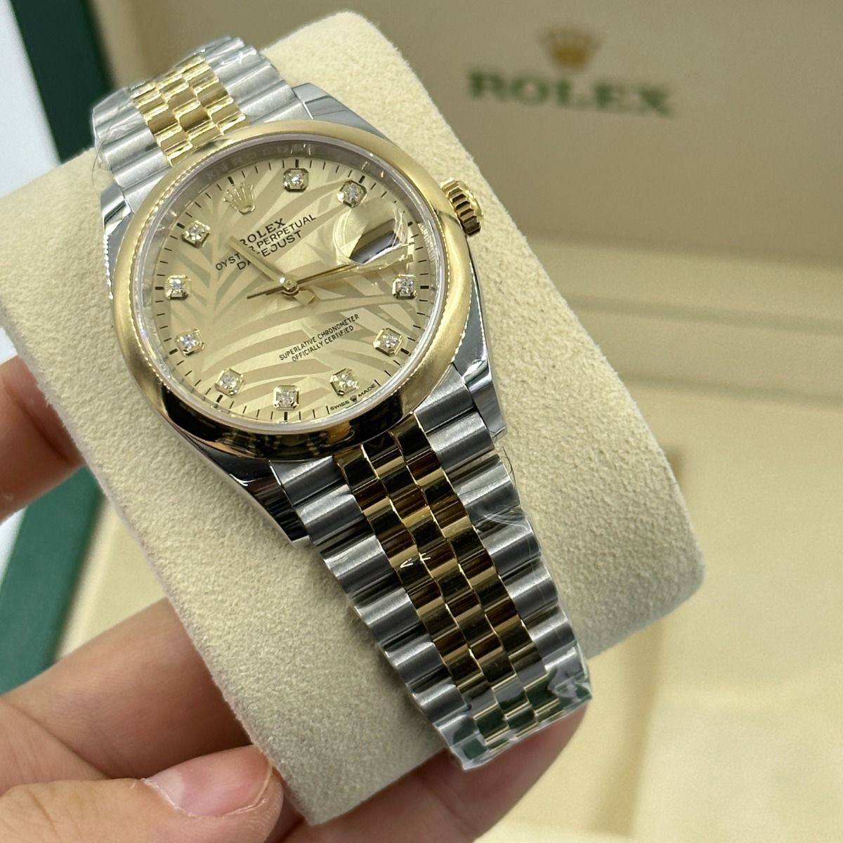 【1:1 Super Clone】  Datejust 36mm 126203 Golden Fluted Dial Domed Bezel Oyster Bracelet