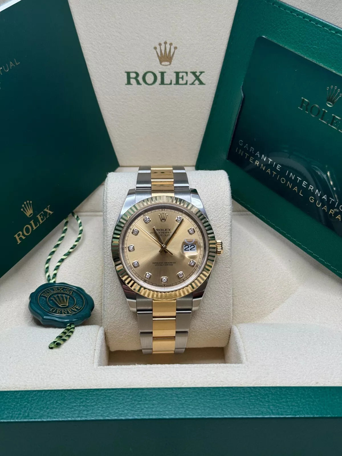 【1:1 Super Clone】  Datejust 41mm Two-Tone Yellow Gold Fluted Bezel Champagne Diamond Dial Oyster - 126333