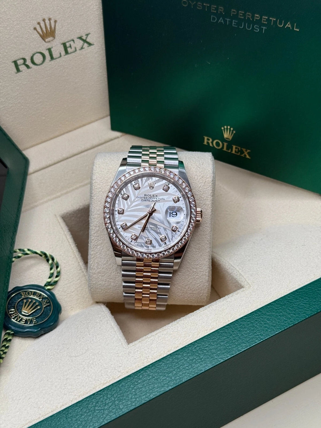 【1:1 Super Clone】  Datejust 36mm 126281 Silver Palm Motif Diamond Dial Oyster Bracelet